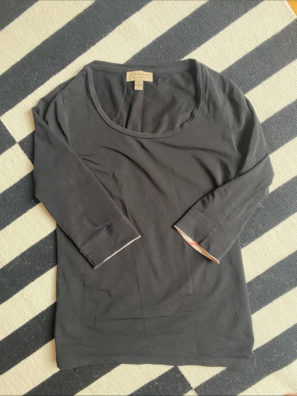 Burberry 3/4 sleeve top